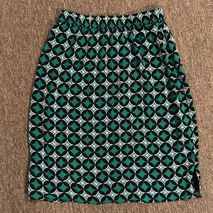 Women’s 4 Banana Republic Skirt  *Great Condition*